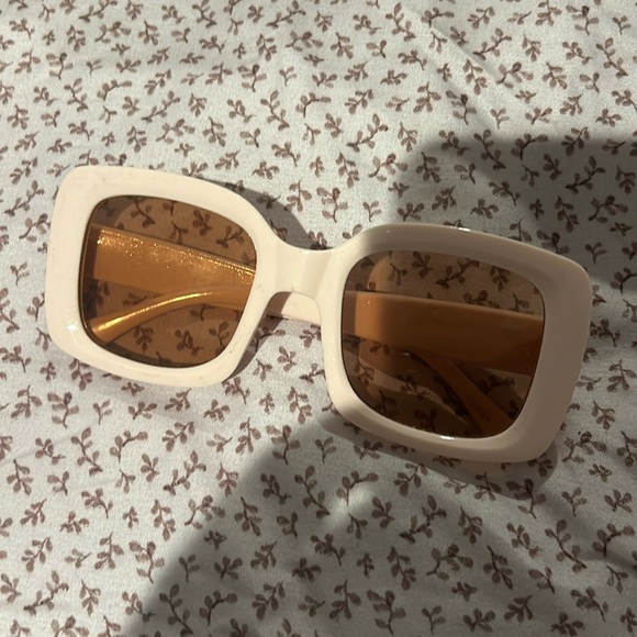 Sunglasses - Picture 1 of 4